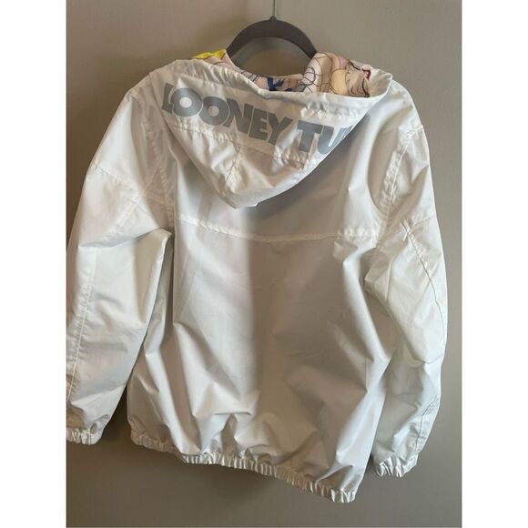 Members Only Looney Tunes Jacket (SZ M) - Picture 6 of 6